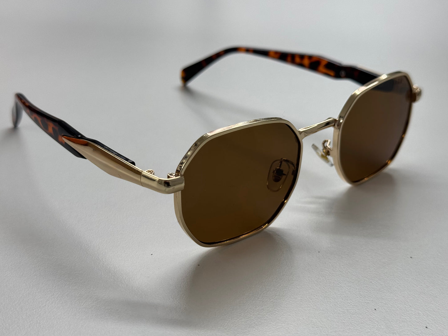 Rarda - hexagon small frame sunglasses