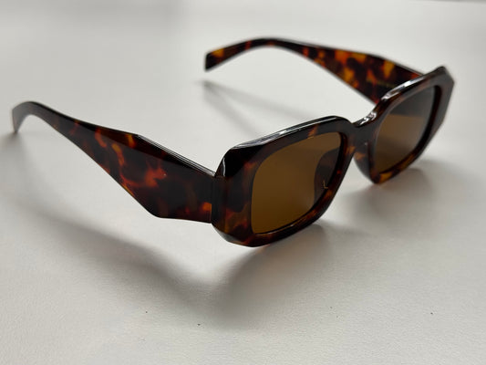 Penelope - tortoise print brown