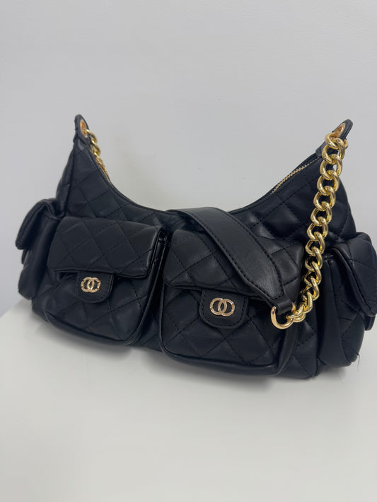 Courtney quilted shoulder bag - black